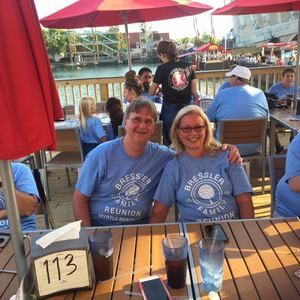 Meet your Posher, Becky